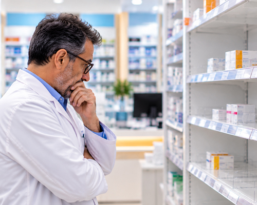 À force de baisser les prix, on risque de perdre les médicaments… et les pharmaciens !