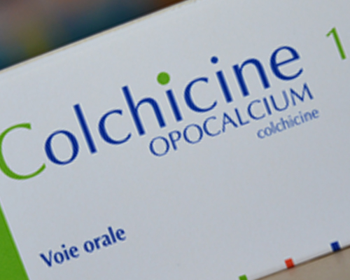 Colchicine : posologie revue à la baisse et un message d’alerte sur le conditionnement secondaire  